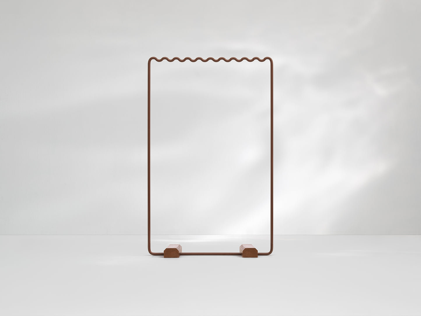 Sine Standing Rack Medium