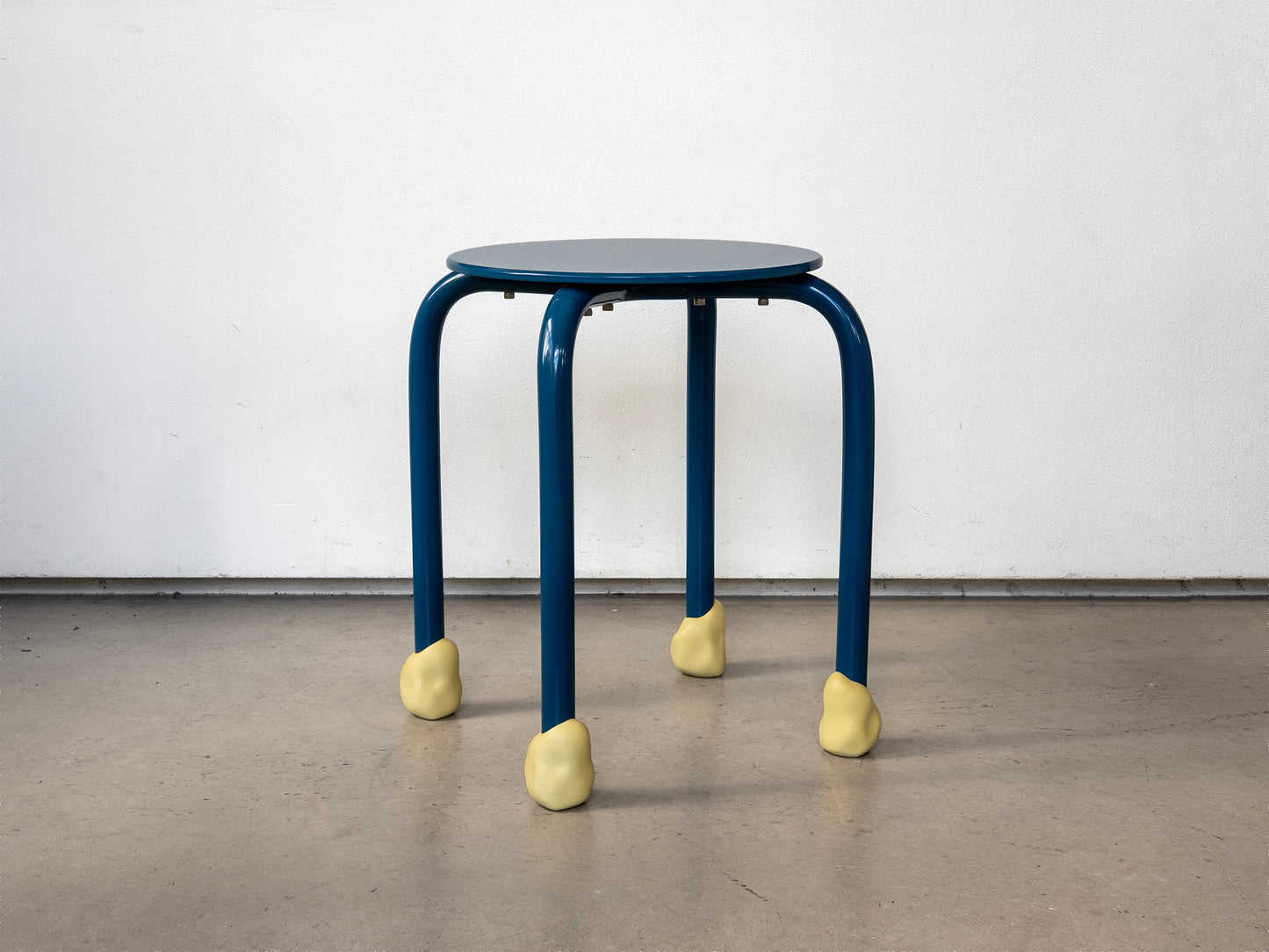 Yareta Blue Stool