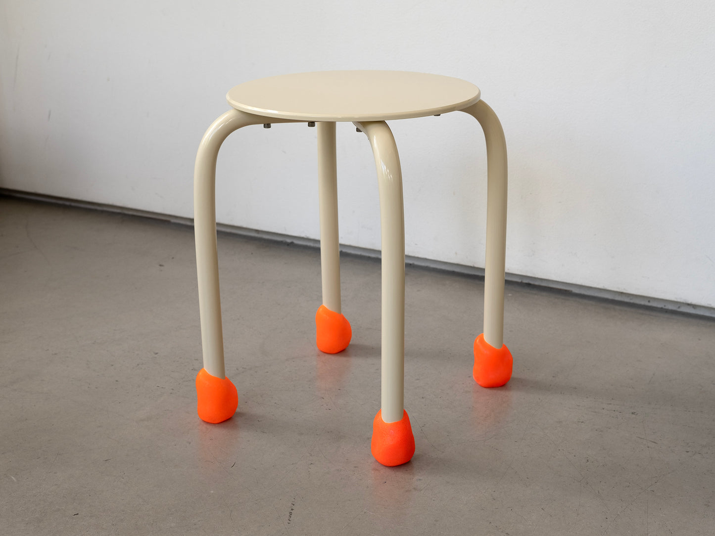 Yareta Cream Stool