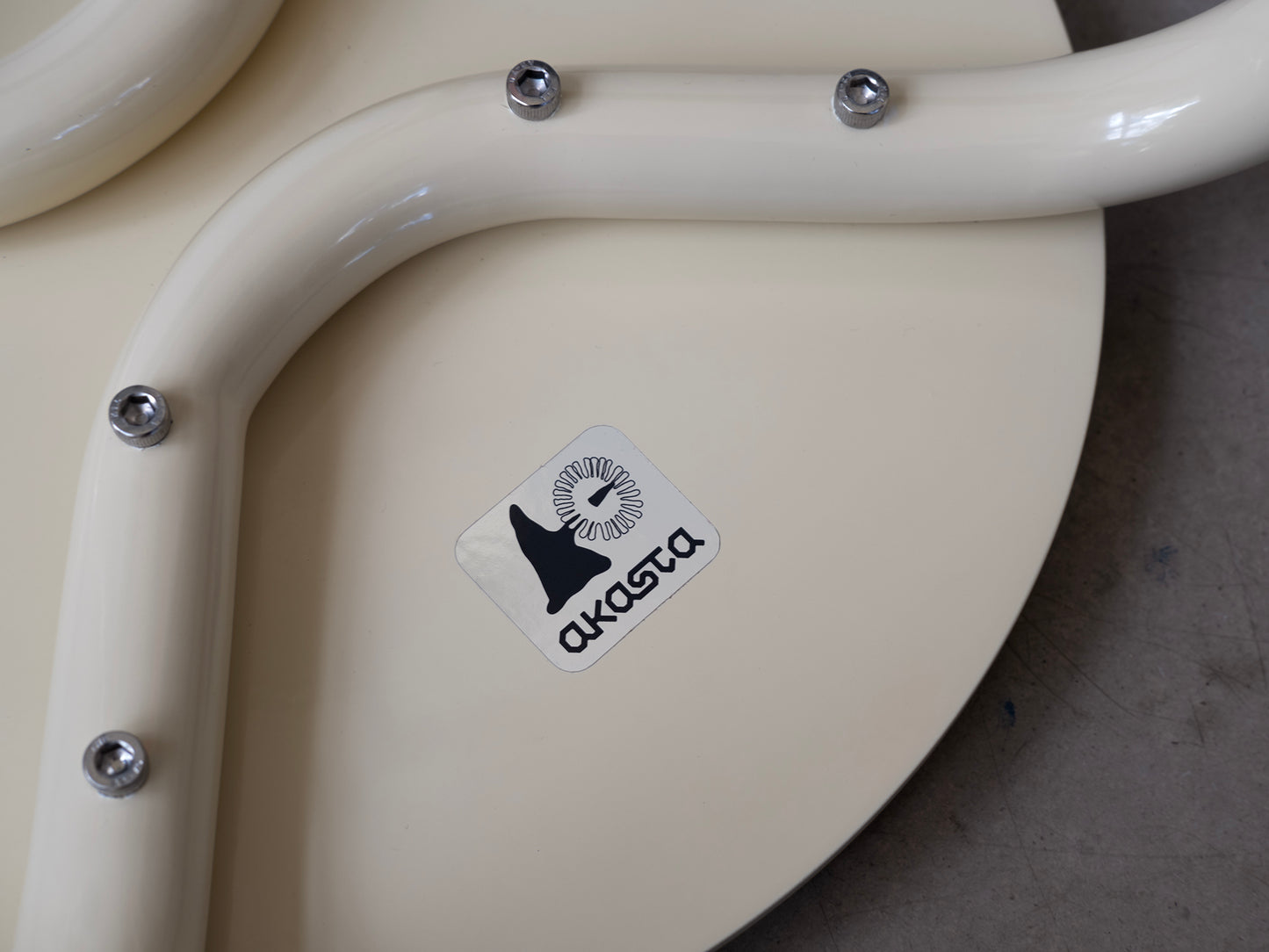 Yareta Cream Stool