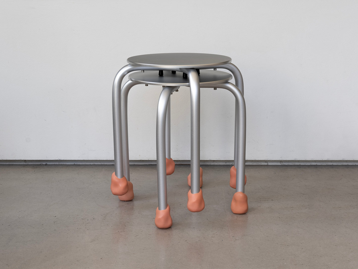 Yareta Aluminum Stool