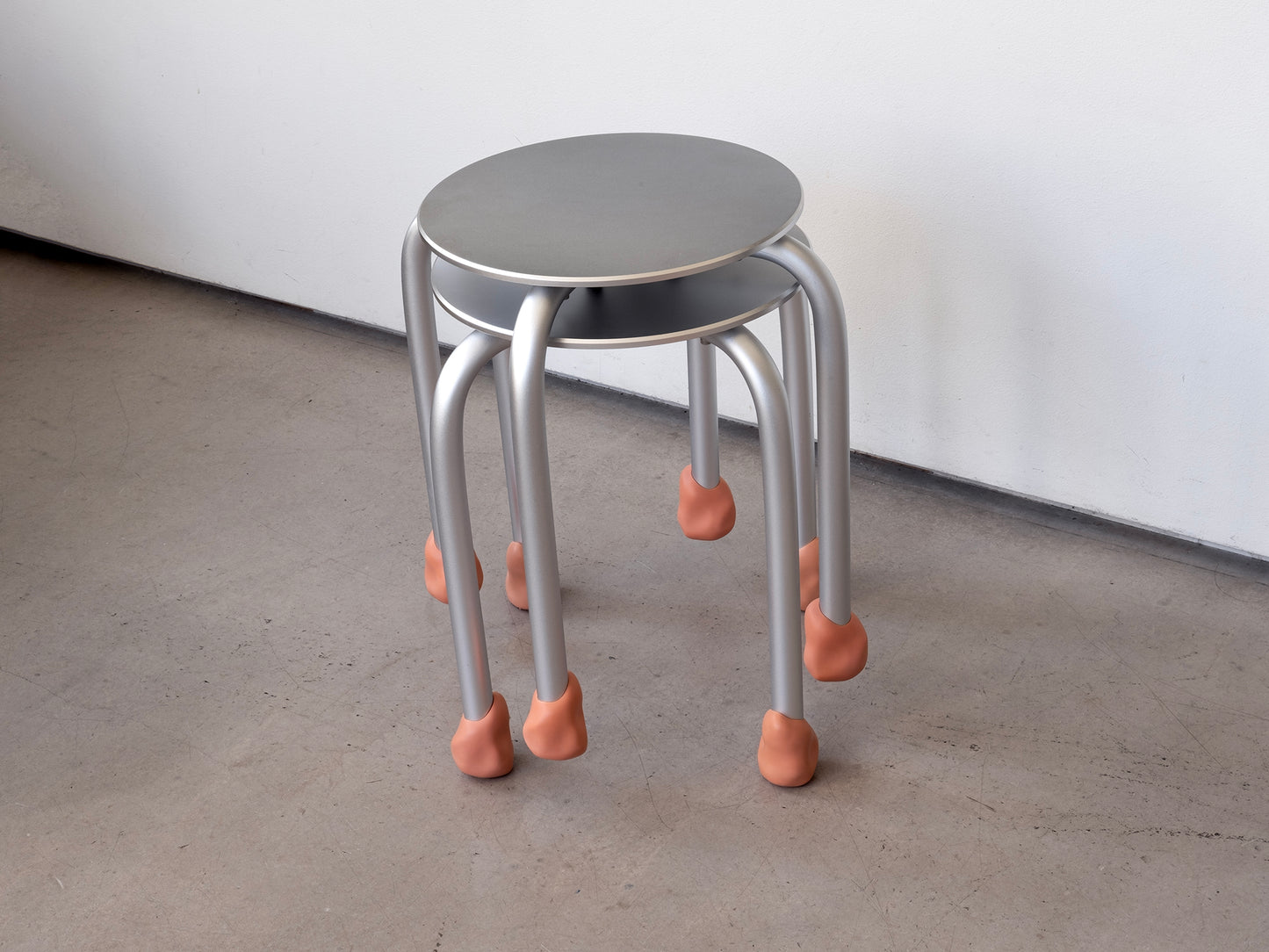 Yareta Aluminum Stool