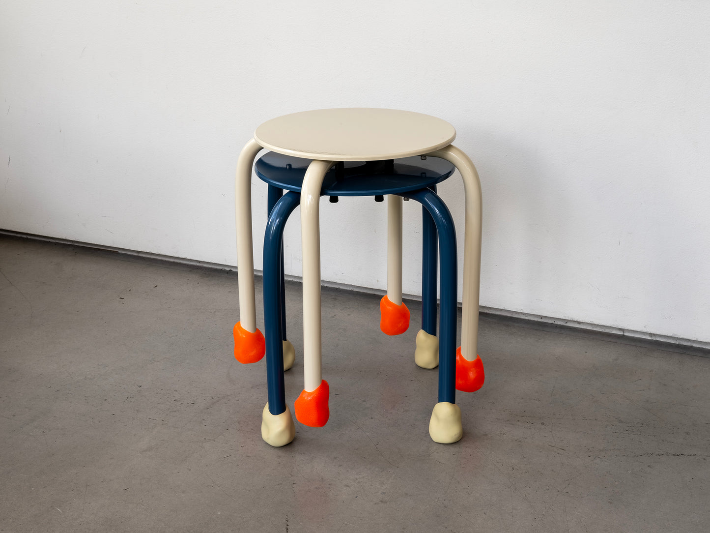 Yareta Blue Stool
