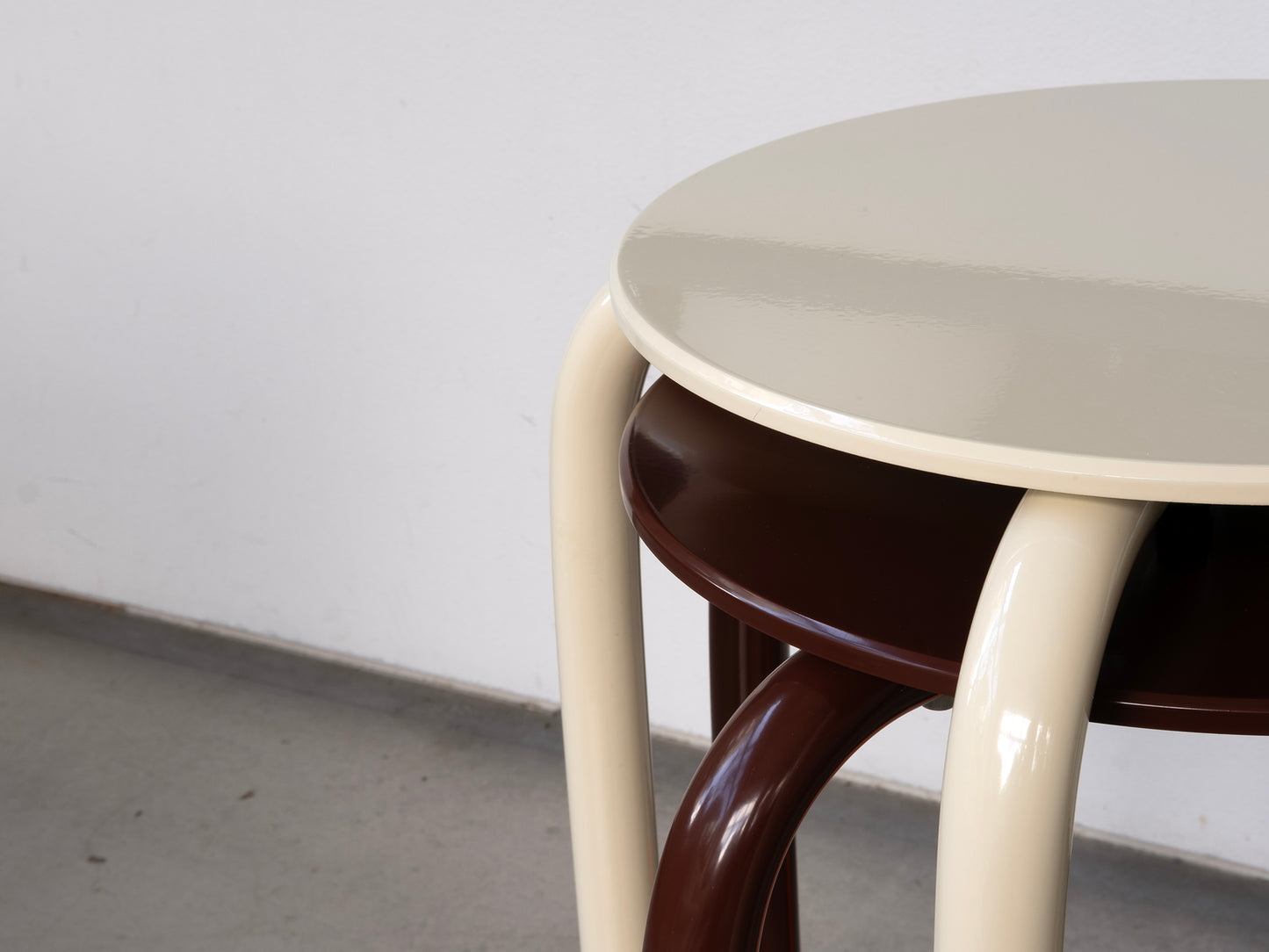 Yareta Cream Stool